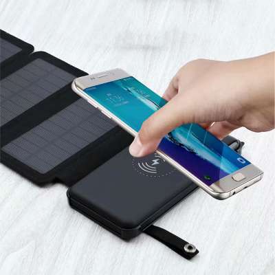 2020 New Products 5 Solar Panel Type C Power Bank With Wireless Charger Outdoor 10000mah Solar Wireless Power Banks